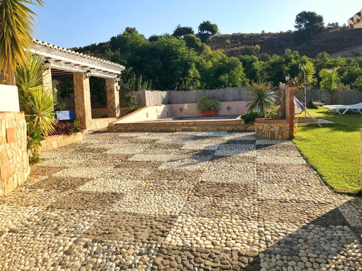 Villa Las Mercedes Нерха Экстерьер фото